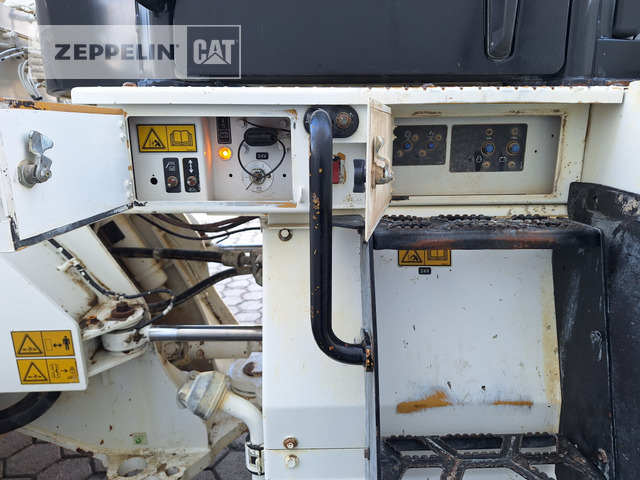 Wheel loader Cat 966M