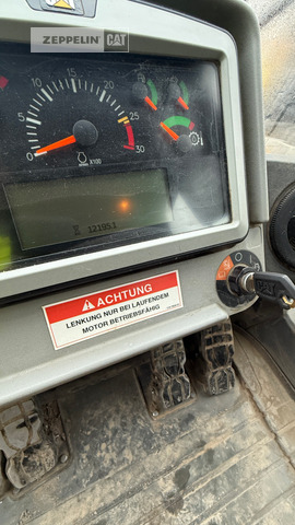 Wheel loader Cat 966M