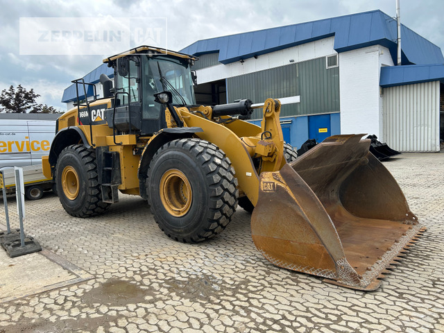 Wheel loader Cat 966M