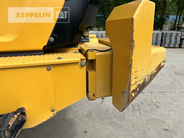 Wheel loader Cat 966M