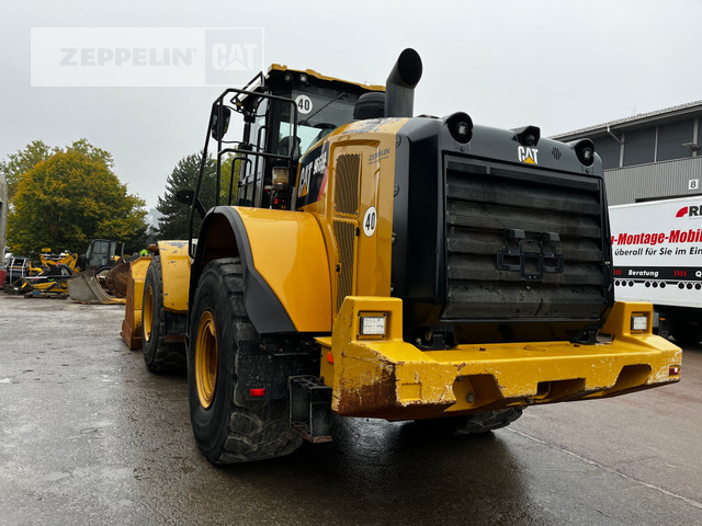 Wheel loader Cat 966M
