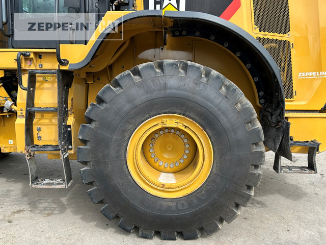 Wheel loader Cat 966M