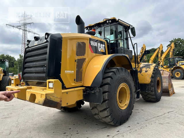 Wheel loader Cat 966M