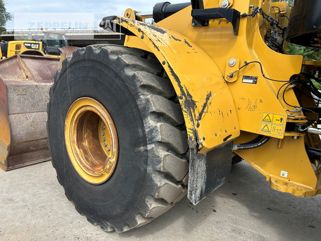 Wheel loader Cat 966M