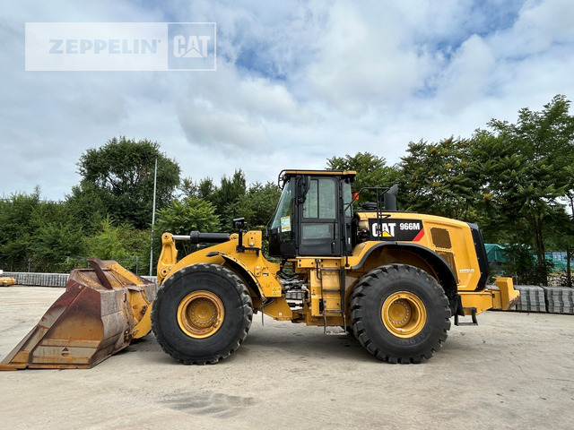 Wheel loader Cat 966M