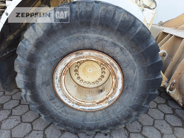 Wheel loader Cat 966M