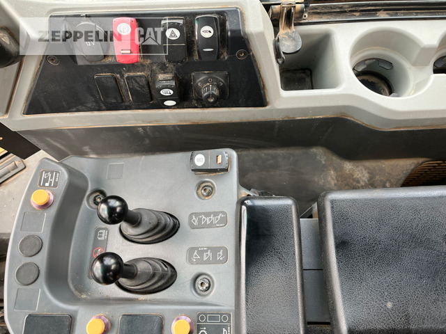 Wheel loader Cat 966M