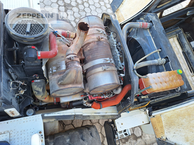 Wheel loader Cat 966M