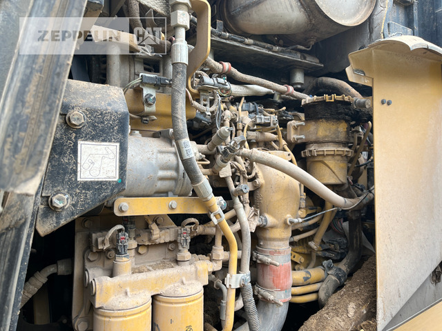 Wheel loader Cat 966M