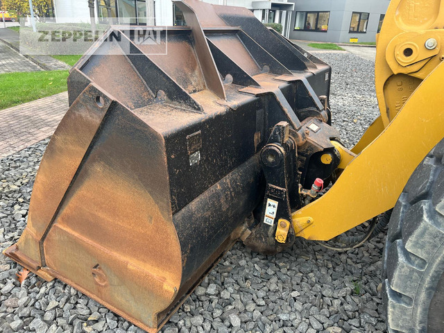 Wheel loader Cat 966MXE