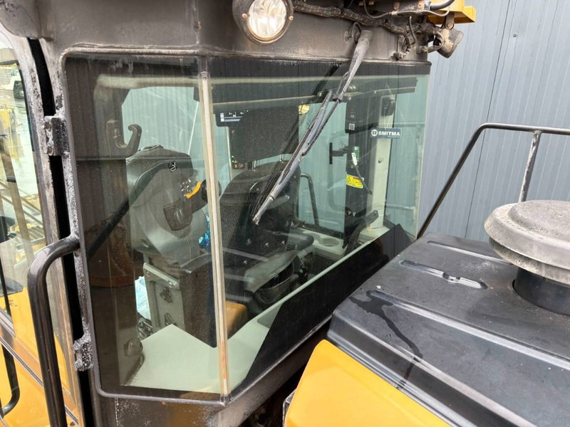 Wheel loader Cat 966M XE