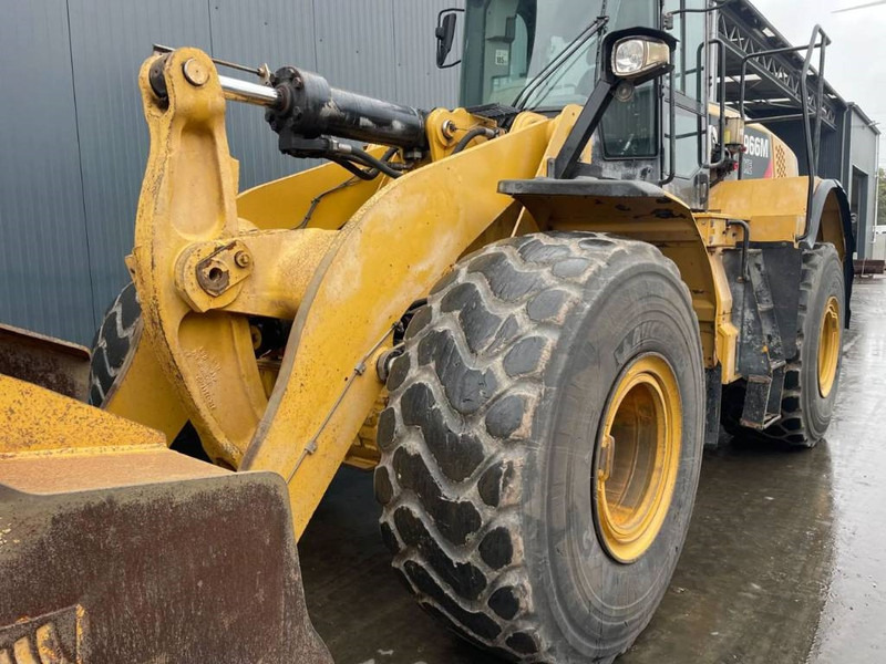 Wheel loader Cat 966M XE