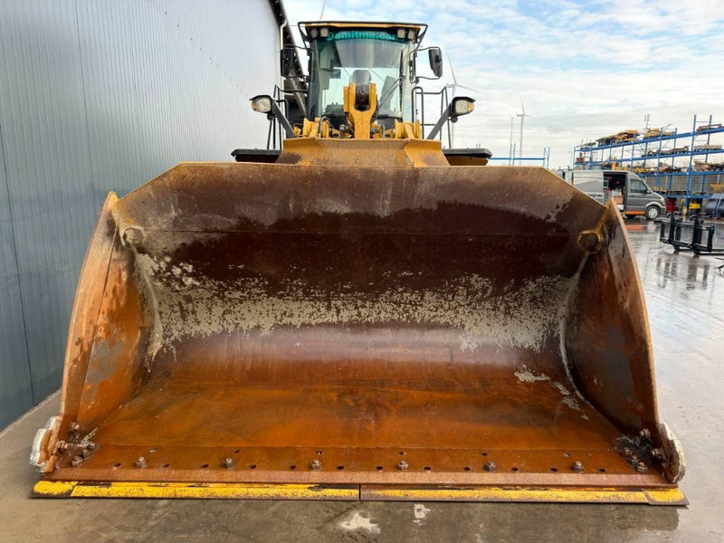 Wheel loader Cat 972M