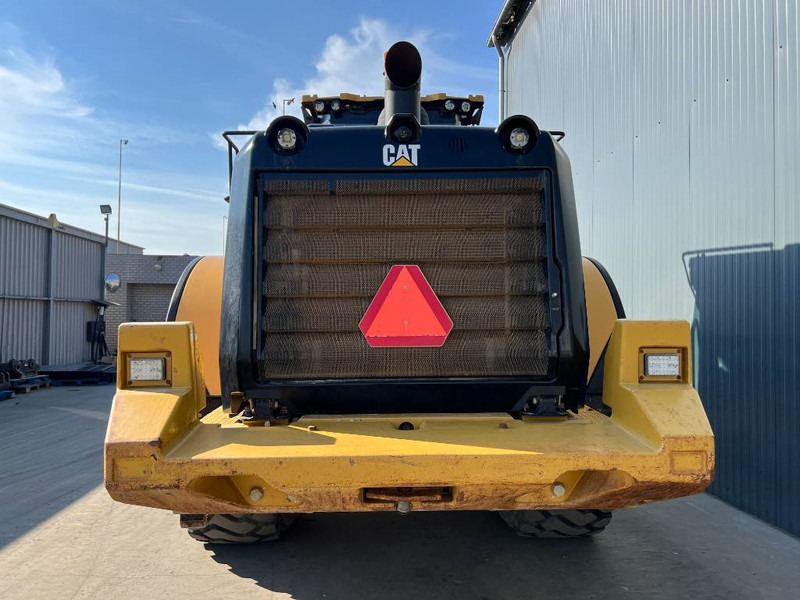 Wheel loader Cat 972M