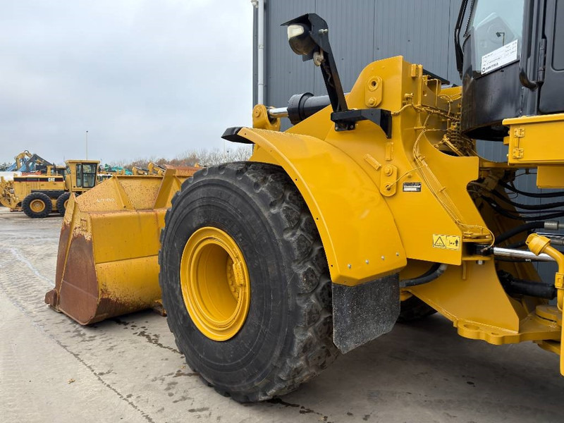 Wheel loader Cat 972M