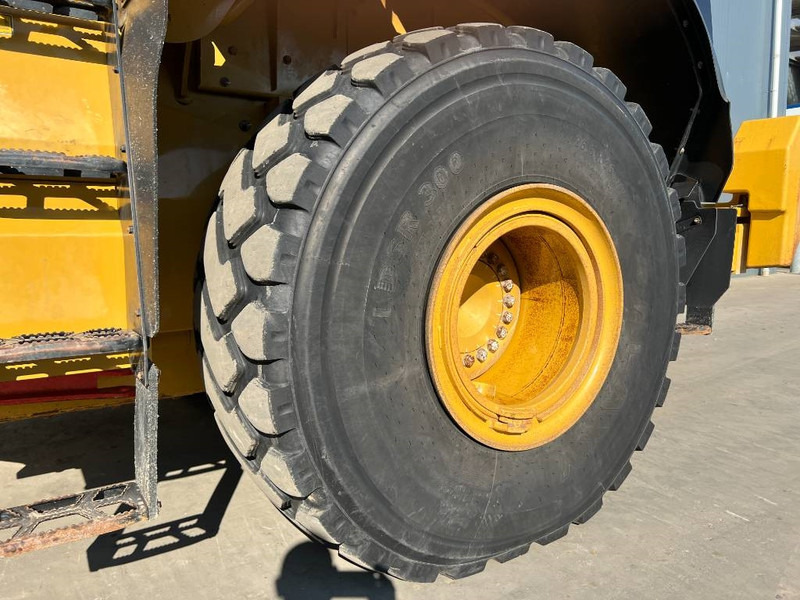 Wheel loader Cat 972M