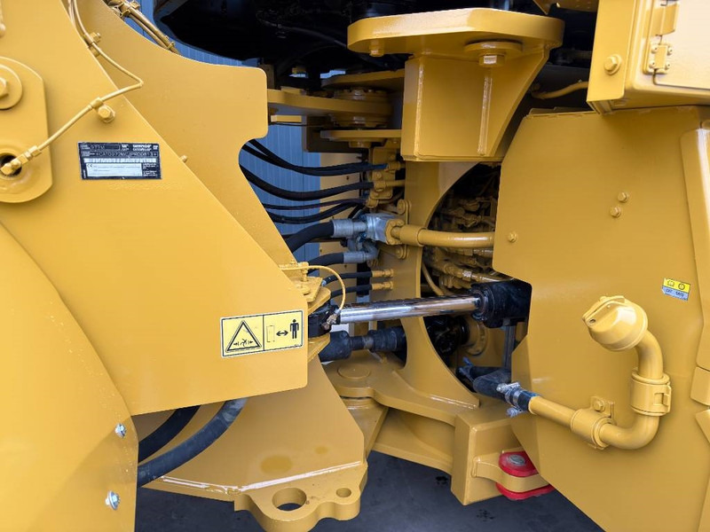 Wheel loader Cat 972M