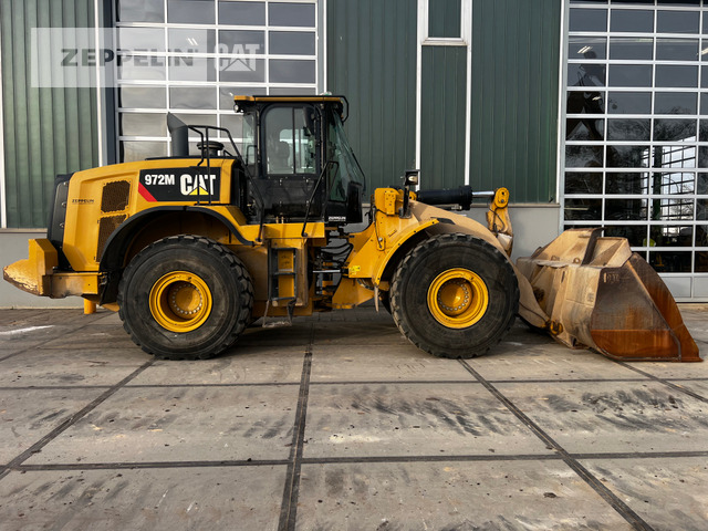 Wheel loader Cat 972M