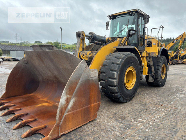 Wheel loader Cat 972M