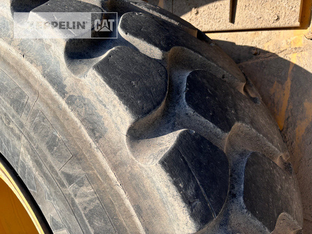 Wheel loader Cat 972M