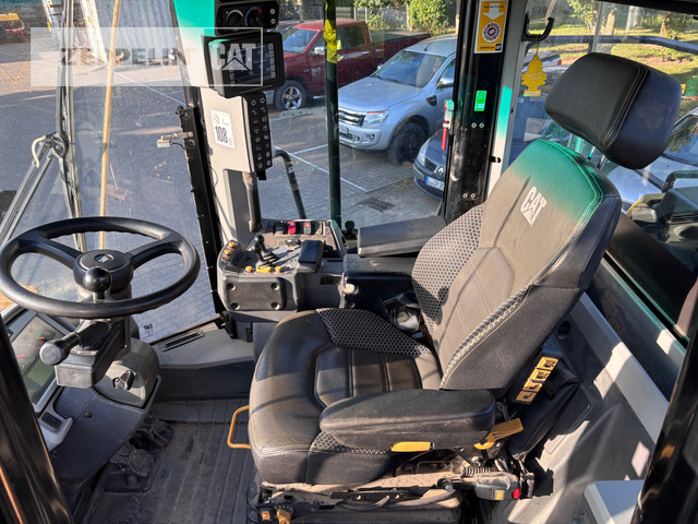 Wheel loader Cat 972M