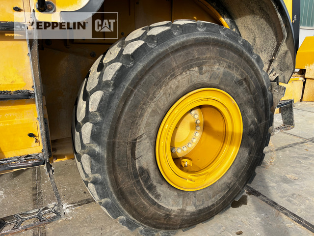 Wheel loader Cat 972M