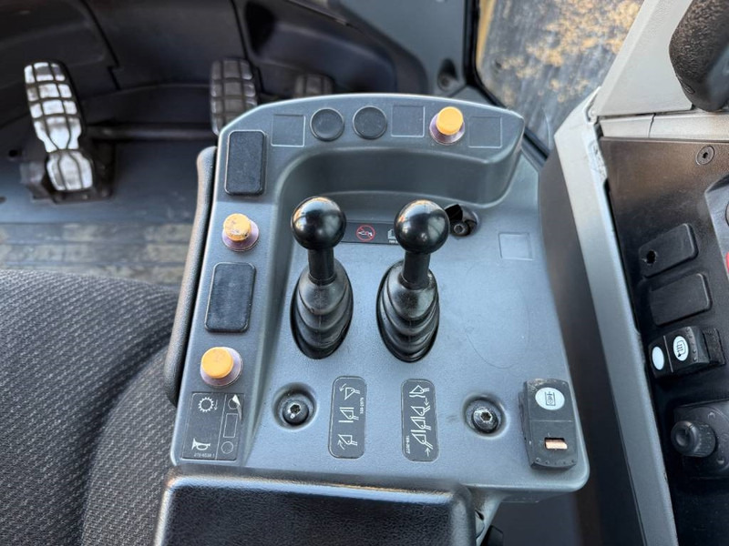 Wheel loader Cat 972M - German Machine / Automatic Greasing