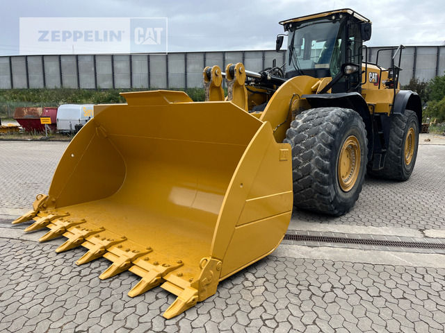 Wheel loader Cat 982M