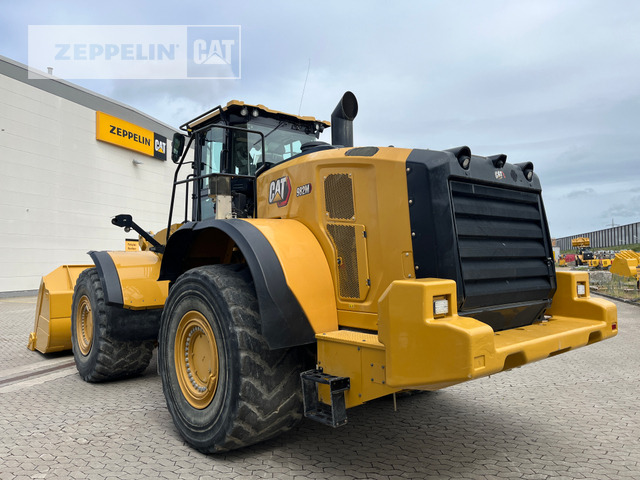 Wheel loader Cat 982M