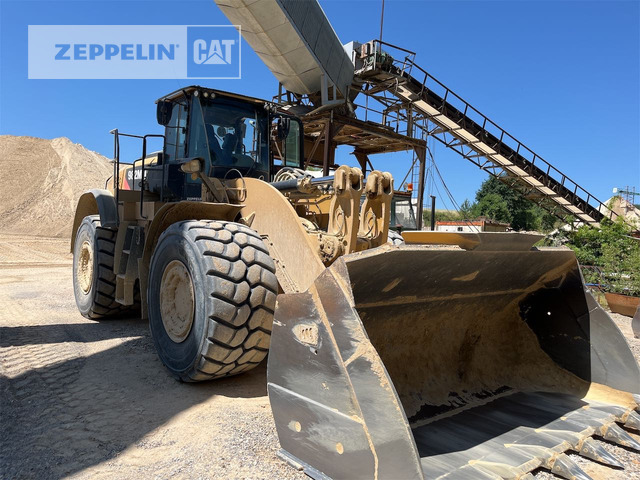 Wheel loader Cat 982M