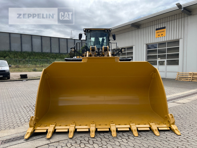 Wheel loader Cat 982M