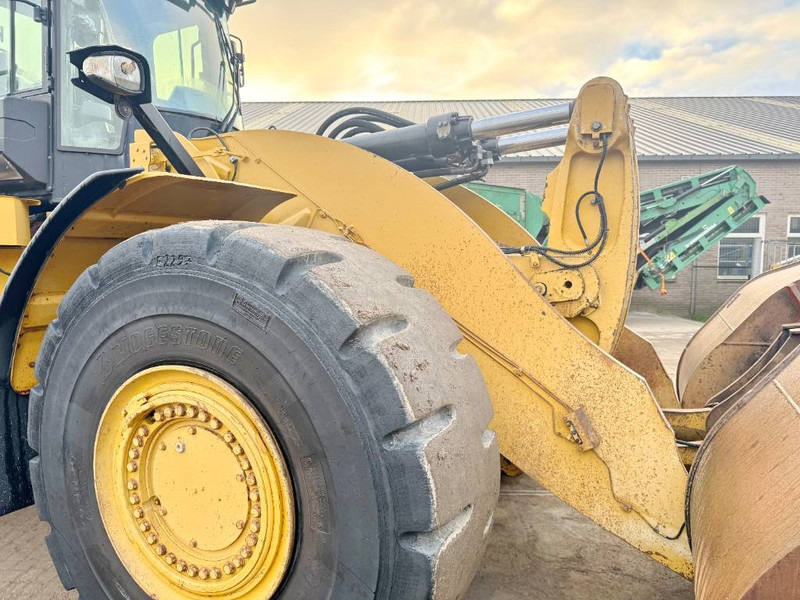 Wheel loader Cat 982M - Weighing System / Central Greasing