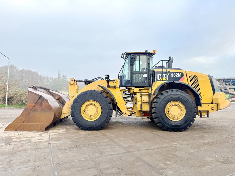 Wheel loader Cat 982M - Weighing System / Central Greasing