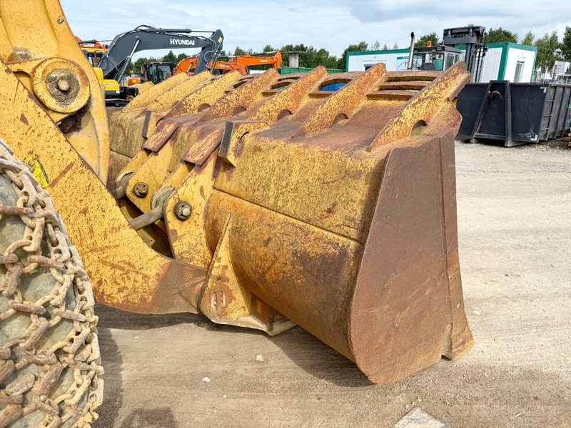 Wheel loader Cat 988F - German Machine / Automatic Greasing