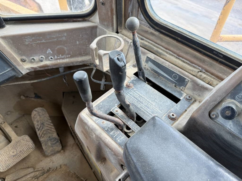 Wheel loader Cat 988F - German Machine / Automatic Greasing