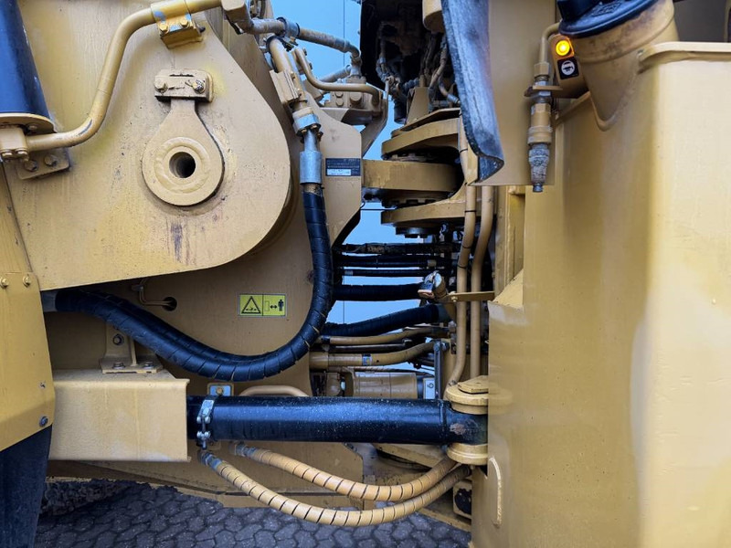 Wheel loader Cat 988K - German Machine / Quick Coupler