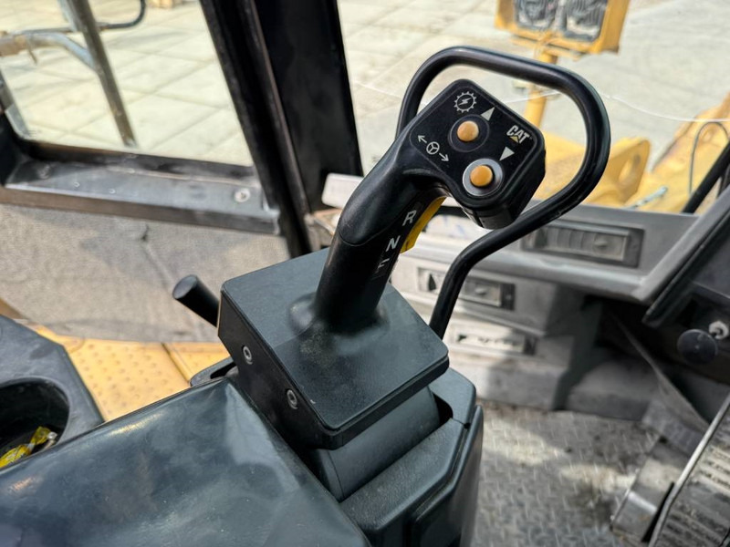 Wheel loader Cat 990 Series II - Rebuild! German Machine