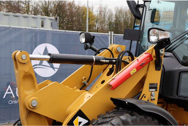 Wheel loader Caterpillar 906
