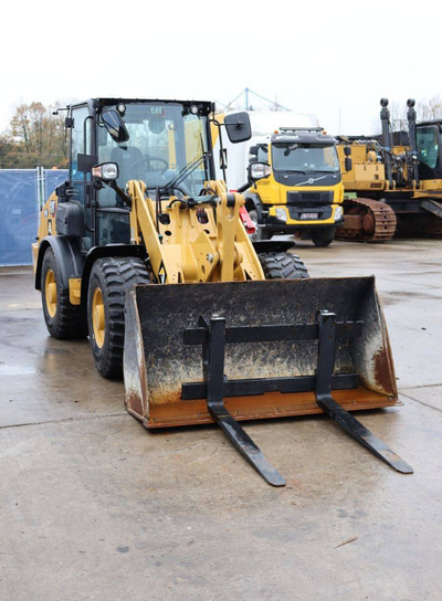 Wheel loader Caterpillar 906