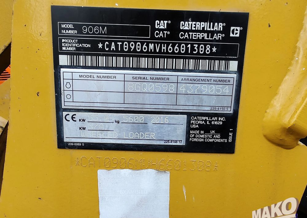 Wheel loader Caterpillar 906M