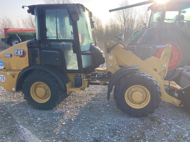 Wheel loader Caterpillar 906-14A