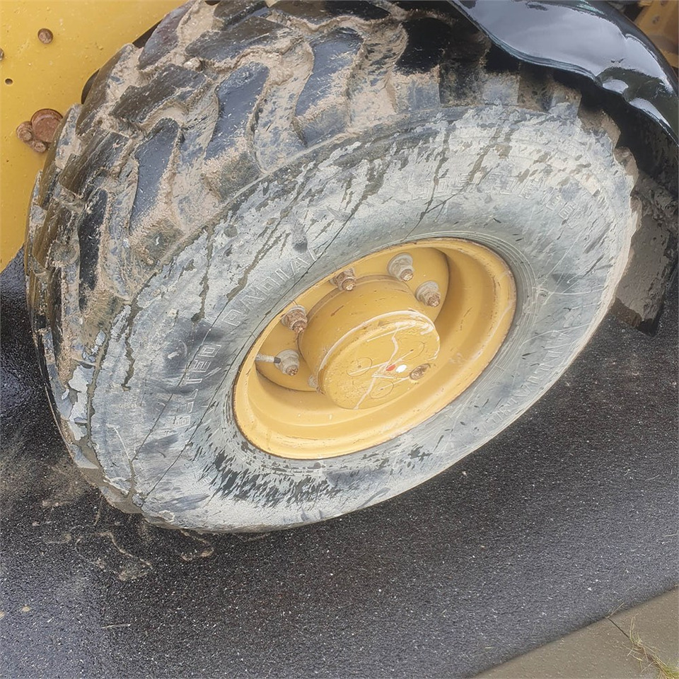 Wheel loader Caterpillar 906 H2