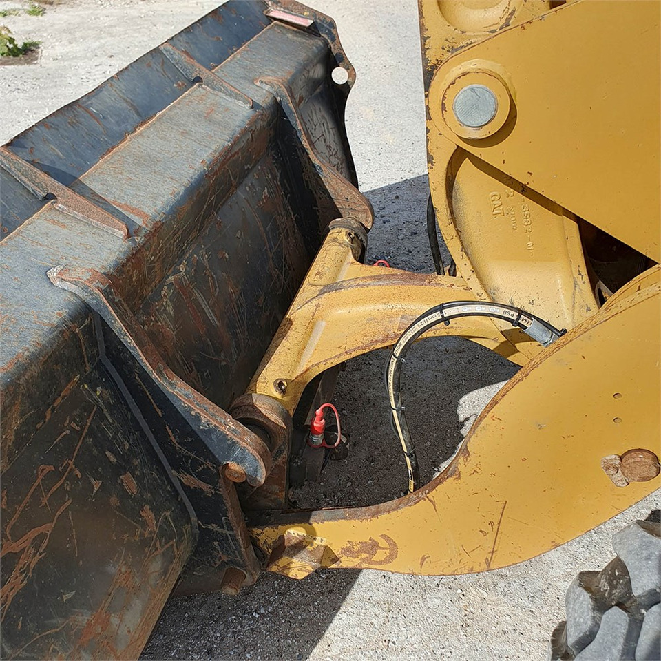 Wheel loader Caterpillar 906 H2
