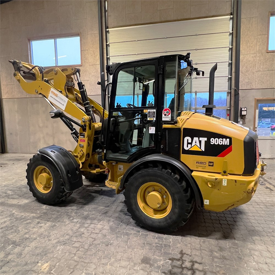 Wheel loader Caterpillar 906 M