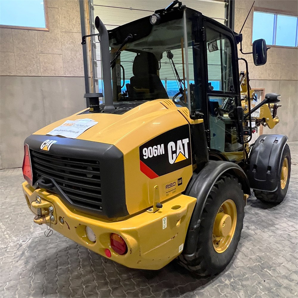 Wheel loader Caterpillar 906 M