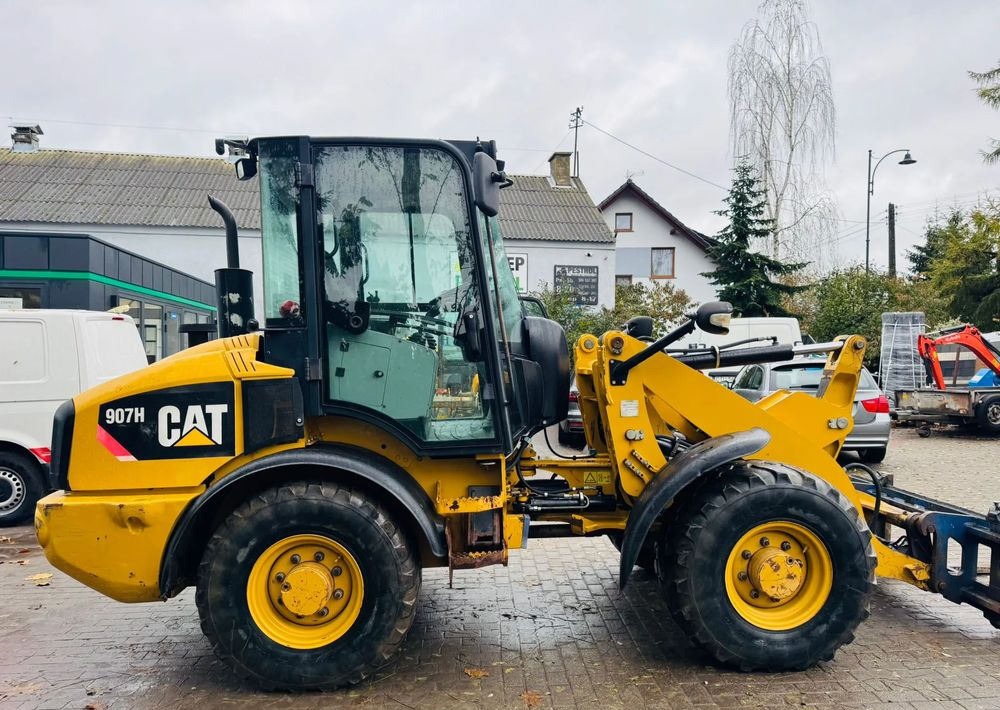 Wheel loader Caterpillar 907H