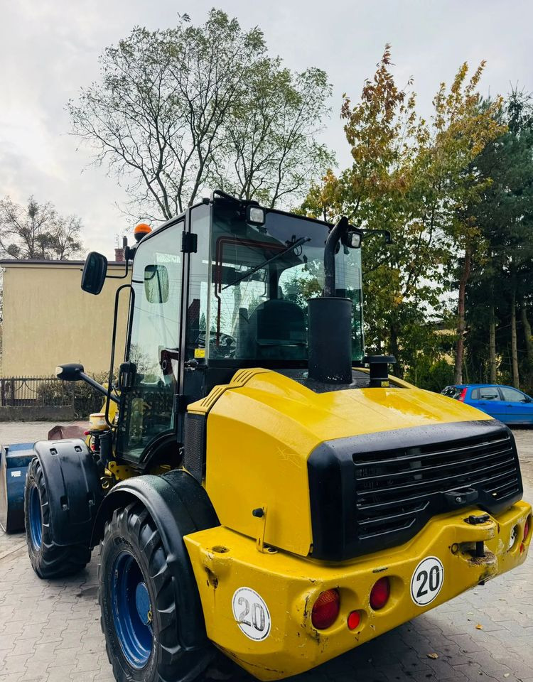 Wheel loader Caterpillar 908H