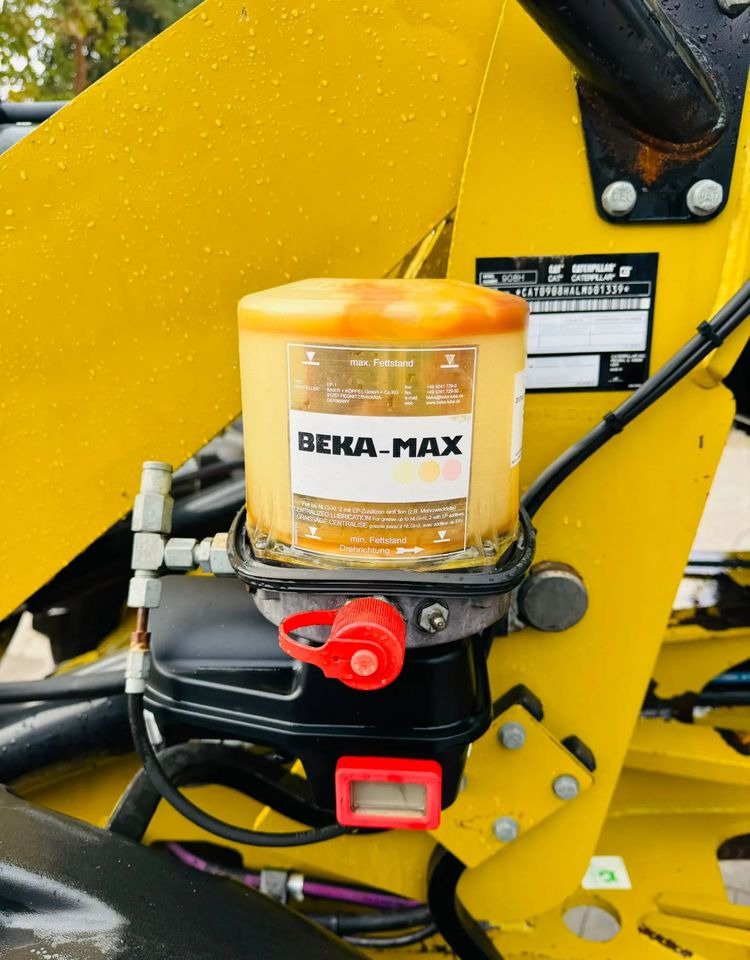 Wheel loader Caterpillar 908H