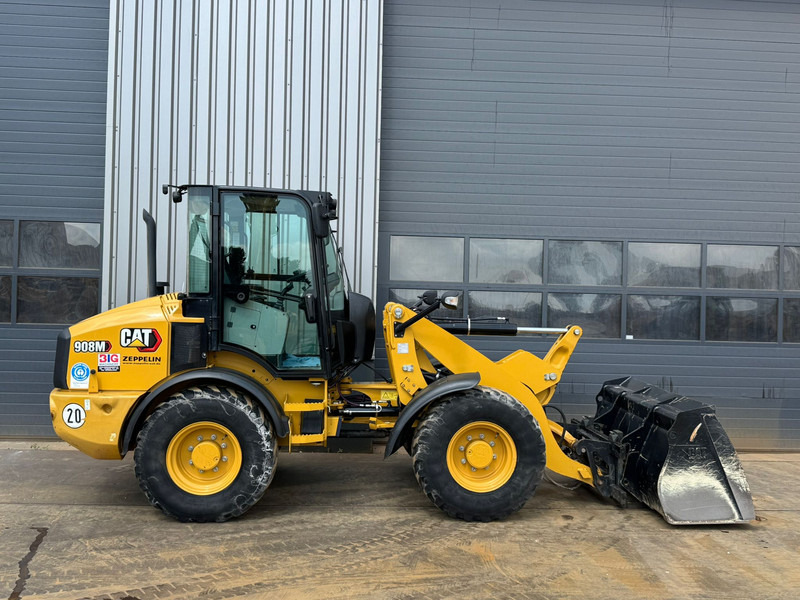 Wheel loader Caterpillar 908M