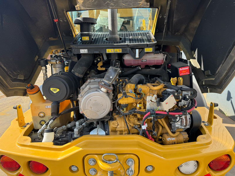 Wheel loader Caterpillar 908M